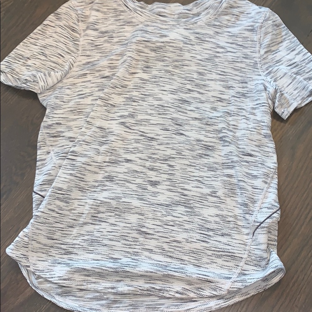 lululemon workout shirt